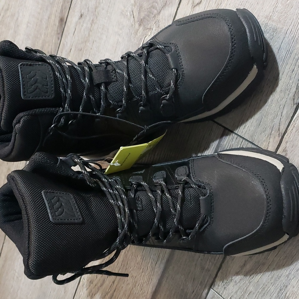 Black Winter Hiking Boots